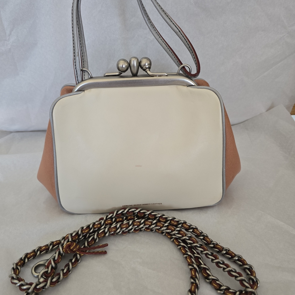 Coach 1941 NASA Kisslock Frame Bag. - Picture 2 of 10
